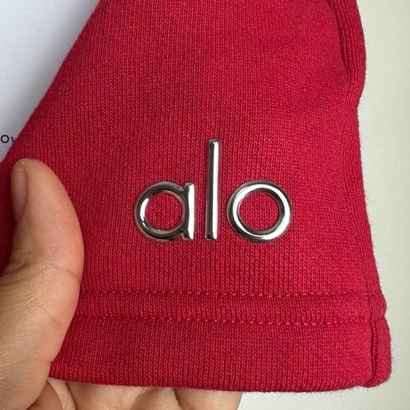 Alo Yoga Accolade Crew Neck Pullover And Accolade Short Set In Bold Red - Picture 7 of 15